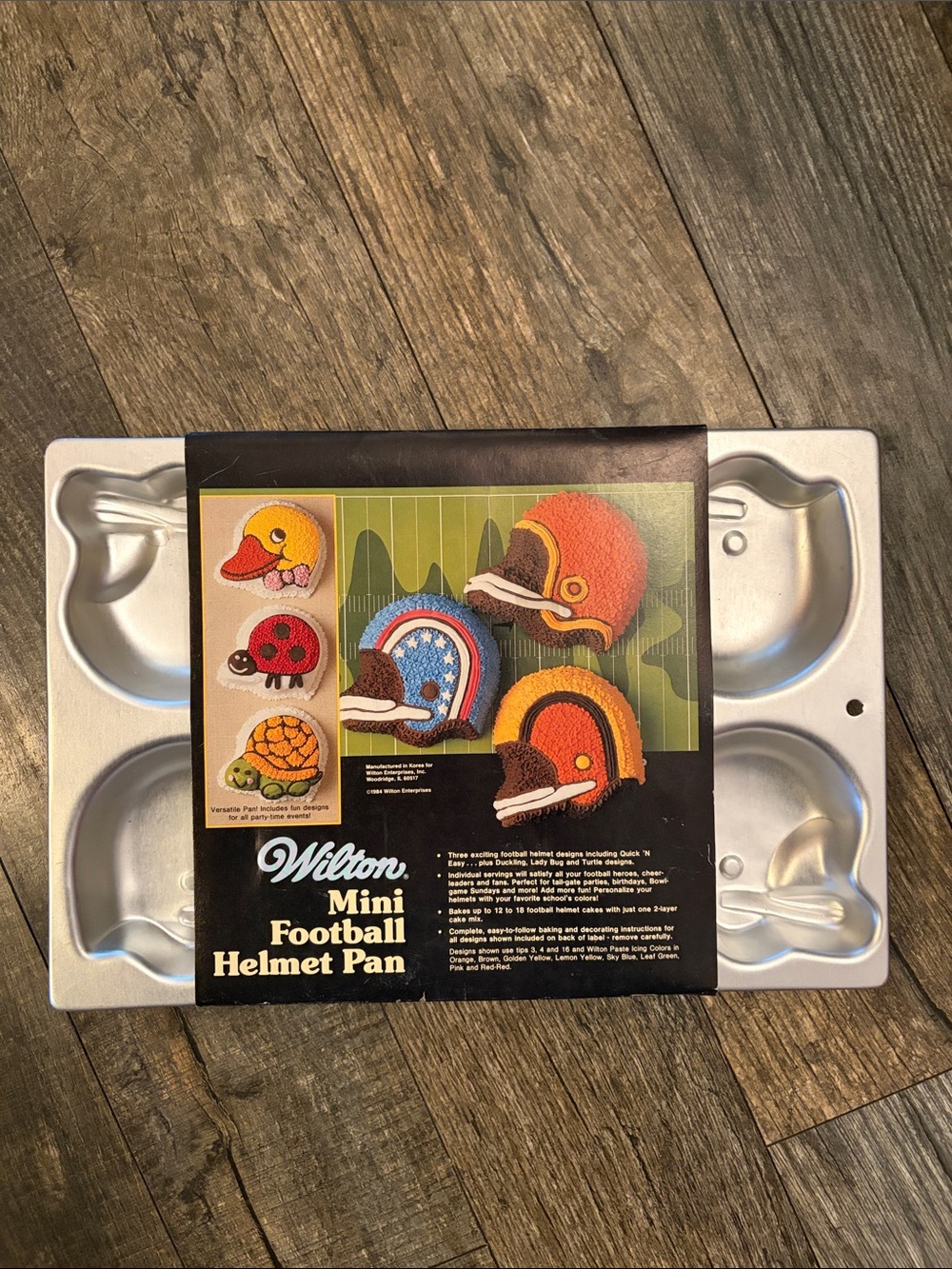 Vintage Wilton Mini Football Helmets #2105-4308 Cake Pan 1984 Original Cover